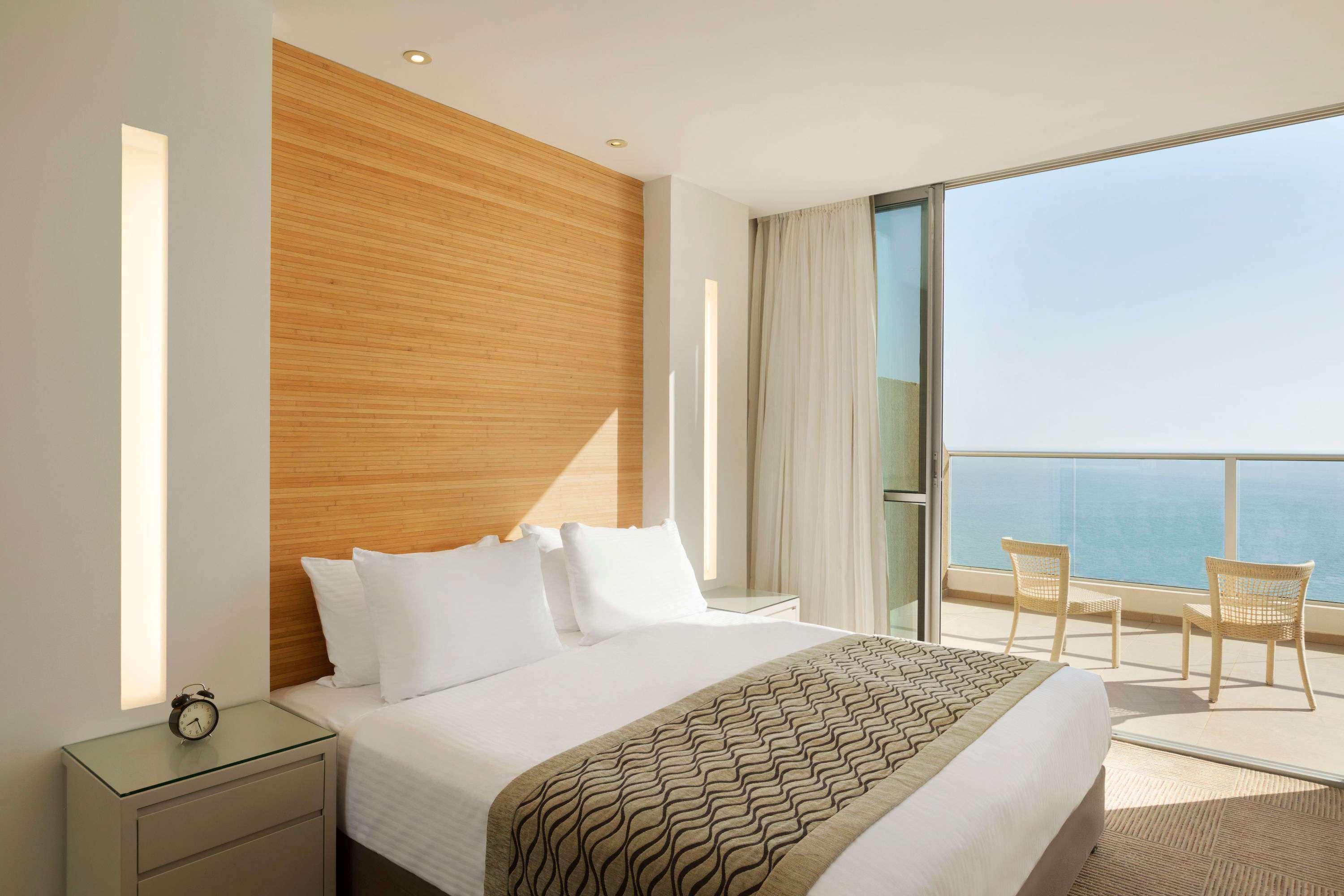 Ramada Hotel & Suites By Wyndham Netánja Kültér fotó